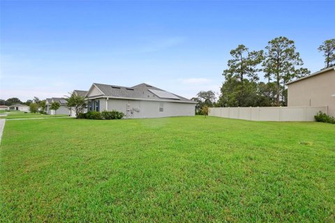 House in Deltona, Florida 4 bedrooms, 214.6 sq.m. № 1393395 - photo 4