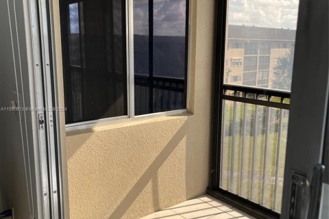 Copropriété à vendre à Pembroke Pines, Floride: 2 chambres, 92.9 m2 № 1180766 - photo 29