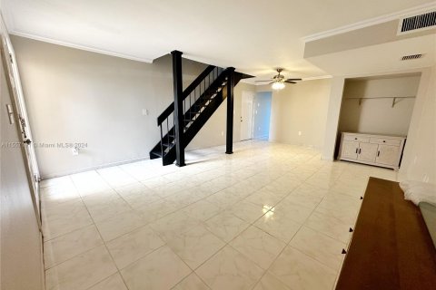 Copropriété à vendre à Miami Shores, Floride: 2 chambres, 89.19 m2 № 1092520 - photo 7