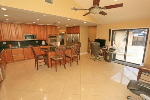 House in Lauderhill, Florida 4 bedrooms, 218.69 sq.m. № 963978 - photo 27