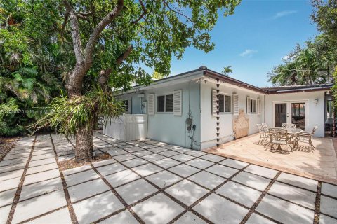 Villa ou maison à vendre à Coral Gables, Floride: 3 chambres, 129.13 m2 № 1179923 - photo 19