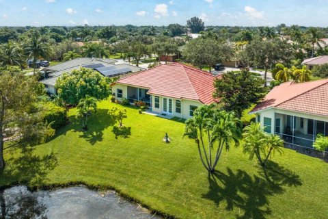 Villa ou maison à vendre à Royal Palm Beach, Floride: 3 chambres, 187.2 m2 № 914444 - photo 3