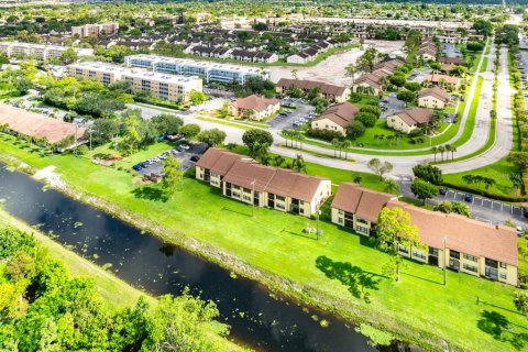 Condo in Lake Worth, Florida, 2 bedrooms  № 1255015 - photo 28