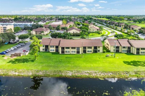 Copropriété à vendre à Lake Worth, Floride: 2 chambres, 113.34 m2 № 1255015 - photo 27