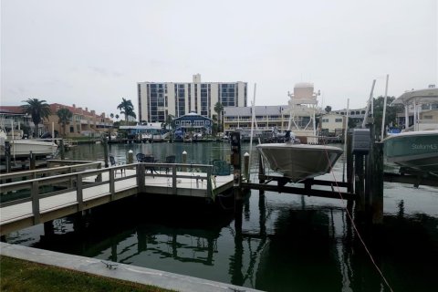 Condominio en venta en Clearwater, Florida, 2 dormitorios, 73.67 m2 № 1391431 - foto 25