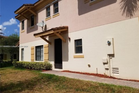 Townhouse in Coconut Creek, Florida 3 bedrooms, 164.25 sq.m. № 1372712 - photo 5