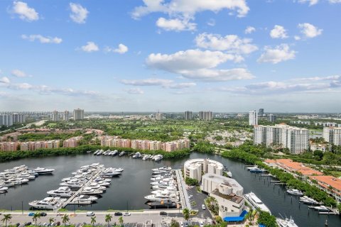 Condo in Aventura, Florida, 1 bedroom  № 1372754 - photo 2