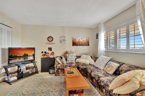 Condominio en venta en Lake Worth, Florida, 3 dormitorios, 119.66 m2 № 956919 - foto 11