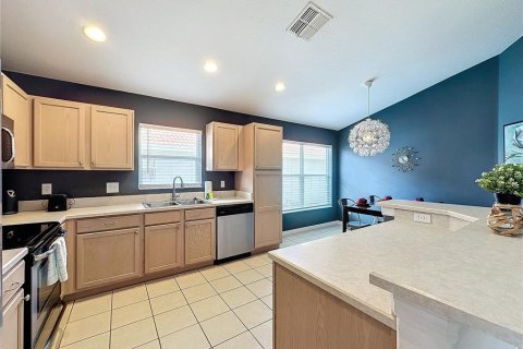 Casa en venta en Davenport, Florida, 5 dormitorios, 242.29 m2 № 1320172 - foto 11