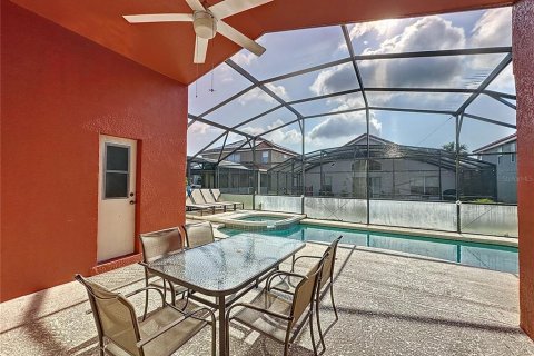 Villa ou maison à vendre à Davenport, Floride: 5 chambres, 242.29 m2 № 1320172 - photo 2