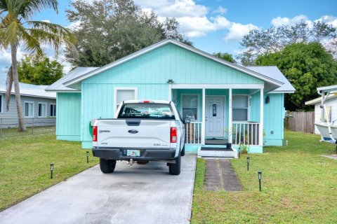 Immobilier commercial à vendre à Stuart, Floride: 238.76 m2 № 1103173 - photo 17