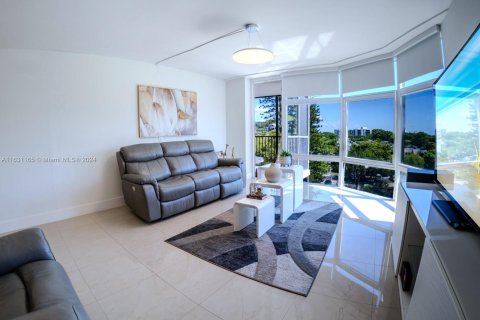 Copropriété à vendre à Aventura, Floride: 2 chambres, 101.82 m2 № 1292422 - photo 4