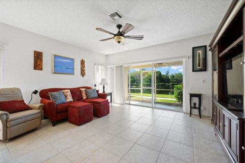 Townhouse in West Palm Beach, Florida 3 bedrooms, 123.1 sq.m. № 1180526 - photo 19