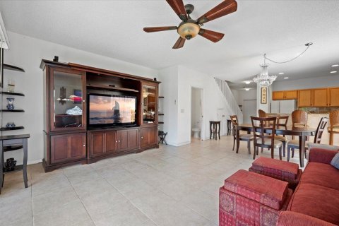 Townhouse in West Palm Beach, Florida 3 bedrooms, 123.1 sq.m. № 1180526 - photo 16