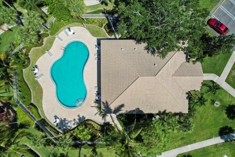 Adosado en venta en West Palm Beach, Florida, 3 dormitorios, 123.1 m2 № 1180526 - foto 2