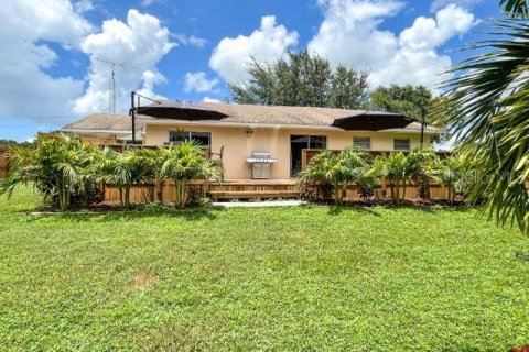 Villa ou maison à vendre à Lake Placid, Floride: 3 chambres, 232.16 m2 № 686912 - photo 3