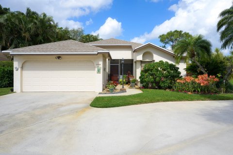 House in Palm Beach Gardens, Florida 2 bedrooms, 175.31 sq.m. № 1007315 - photo 25