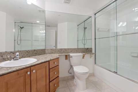 Condo in Wellington, Florida, 2 bedrooms  № 1216097 - photo 7