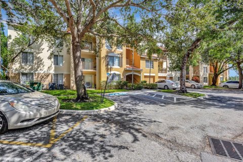 Condo in West Palm Beach, Florida, 3 bedrooms  № 1410800 - photo 3