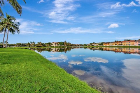 Condo in West Palm Beach, Florida, 3 bedrooms  № 1410800 - photo 25