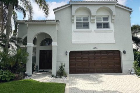 Casa en venta en West Palm Beach, Florida, 4 dormitorios, 256.6 m2 № 1228474 - foto 1