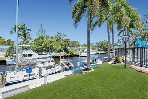 Copropriété à vendre à Fort Lauderdale, Floride: 2 chambres, 116.13 m2 № 1228505 - photo 16