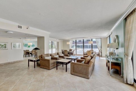 Condominio en venta en Riviera Beach, Florida, 3 dormitorios, 230.21 m2 № 945374 - foto 21