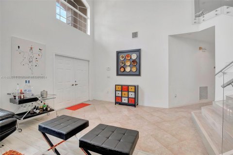 Villa ou maison à vendre à Pembroke Pines, Floride: 4 chambres, 305.09 m2 № 1289315 - photo 28