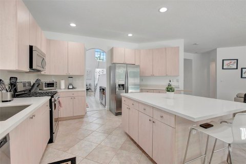 Villa ou maison à vendre à Pembroke Pines, Floride: 4 chambres, 305.09 m2 № 1289315 - photo 15