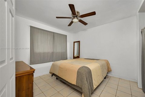 Immobilier commercial à vendre à Miami, Floride: 273.41 m2 № 1309897 - photo 26