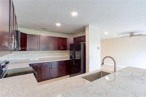 Casa en venta en Sunrise, Florida, 3 dormitorios, 156.91 m2 № 1294769 - foto 7