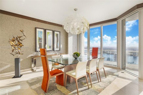 Condo in Aventura, Florida, 3 bedrooms  № 1293622 - photo 4