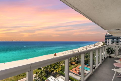 Condominio en venta en Miami Beach, Florida, 2 dormitorios, 129.04 m2 № 1294722 - foto 1