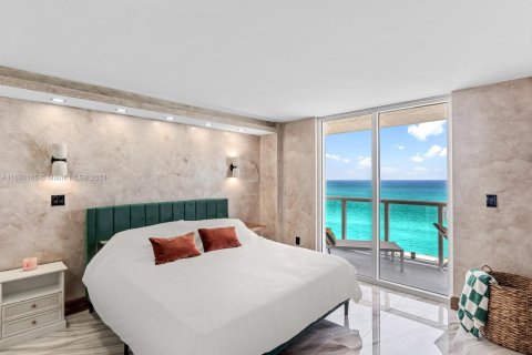 Condominio en venta en Miami Beach, Florida, 2 dormitorios, 129.04 m2 № 1294722 - foto 17