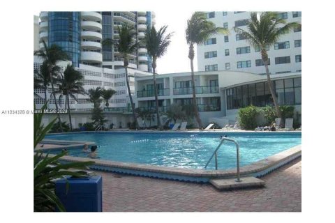 Condominio en venta en Miami Beach, Florida, 30.66 m2 № 1294767 - foto 9