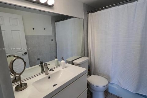 Condo in Miami Beach, Florida, 1 bedroom  № 1238668 - photo 8