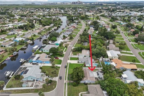 Villa ou maison à vendre à Apollo Beach, Floride: 3 chambres, 151.71 m2 № 1344221 - photo 4