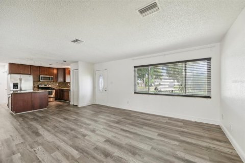 Casa en venta en Apollo Beach, Florida, 3 dormitorios, 151.71 m2 № 1344221 - foto 7