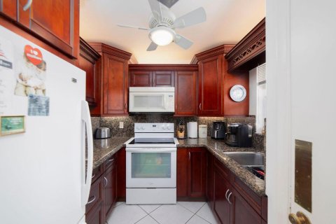 Condo in Boca Raton, Florida, 1 bedroom  № 1209214 - photo 20