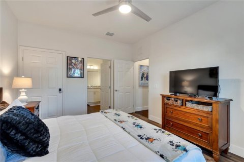 Townhouse in Kissimmee, Florida 4 bedrooms, 157.38 sq.m. № 1339027 - photo 26