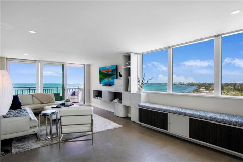 Condo in Sarasota, Florida, 2 bedrooms  № 646910 - photo 6