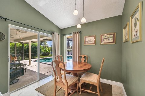 Villa ou maison à vendre à Coral Springs, Floride: 4 chambres, 200.11 m2 № 1210266 - photo 28