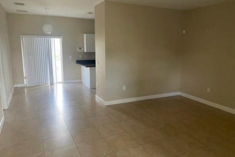 Condo in Homestead, Florida, 2 bedrooms  № 968028 - photo 8