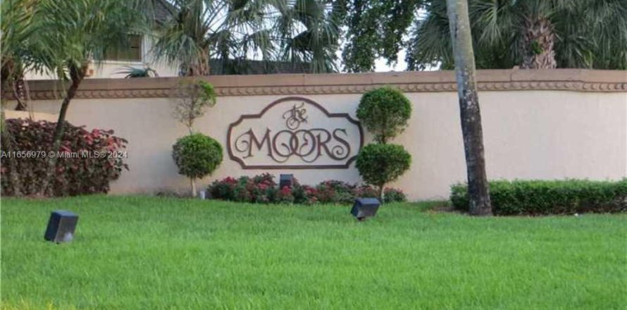 Condo in Hialeah, Florida, 3 bedrooms  № 1357283