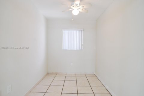 Copropriété à louer à Miami Beach, Floride: 1 chambre, 72.46 m2 № 1357282 - photo 10