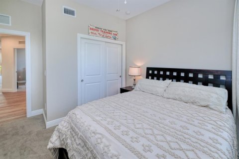 Condo in Fort Myers, Florida, 2 bedrooms  № 1083925 - photo 23
