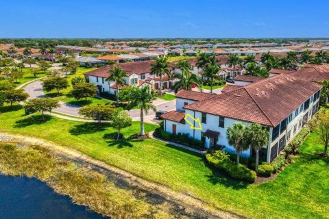 Condo in Fort Myers, Florida, 2 bedrooms  № 1083925 - photo 28