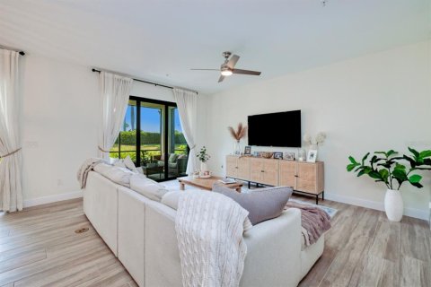 Condo in Fort Myers, Florida, 2 bedrooms  № 1083925 - photo 10