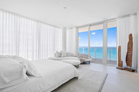 Condo in Palm Beach, Florida, 3 bedrooms in 3550 SOUTH OCEAN  № 284244 - photo 23