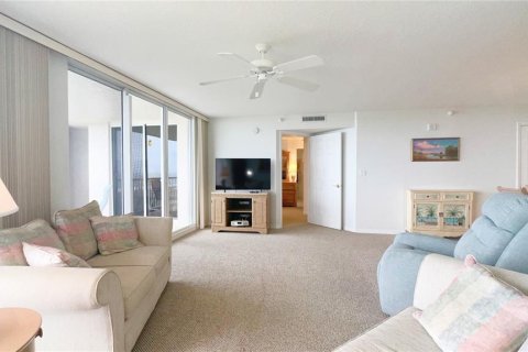 Condo in Hutchinson Island South, Florida, 2 bedrooms  № 1370113 - photo 6